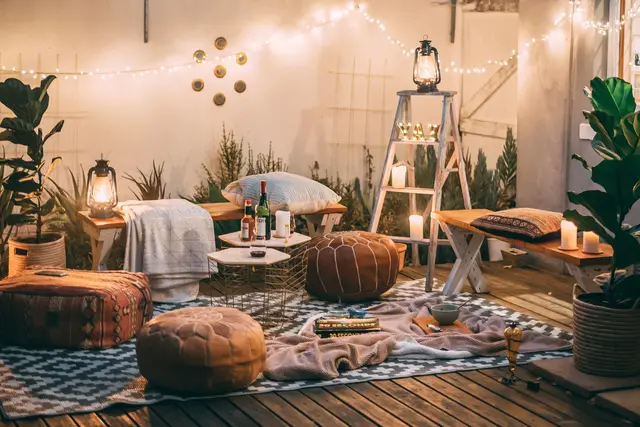 Uterum med mysig belysning